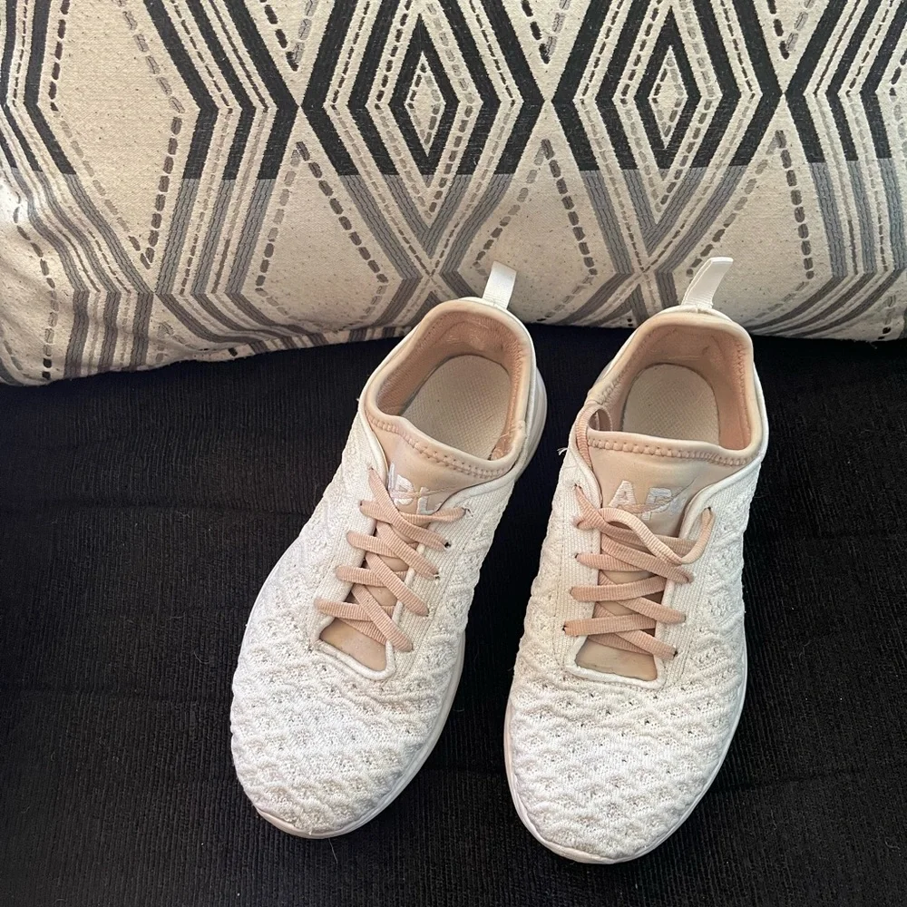 APL" TechLoom Phantom Athletic Propulsion Labs-White & Cream - Picture 11 of 13